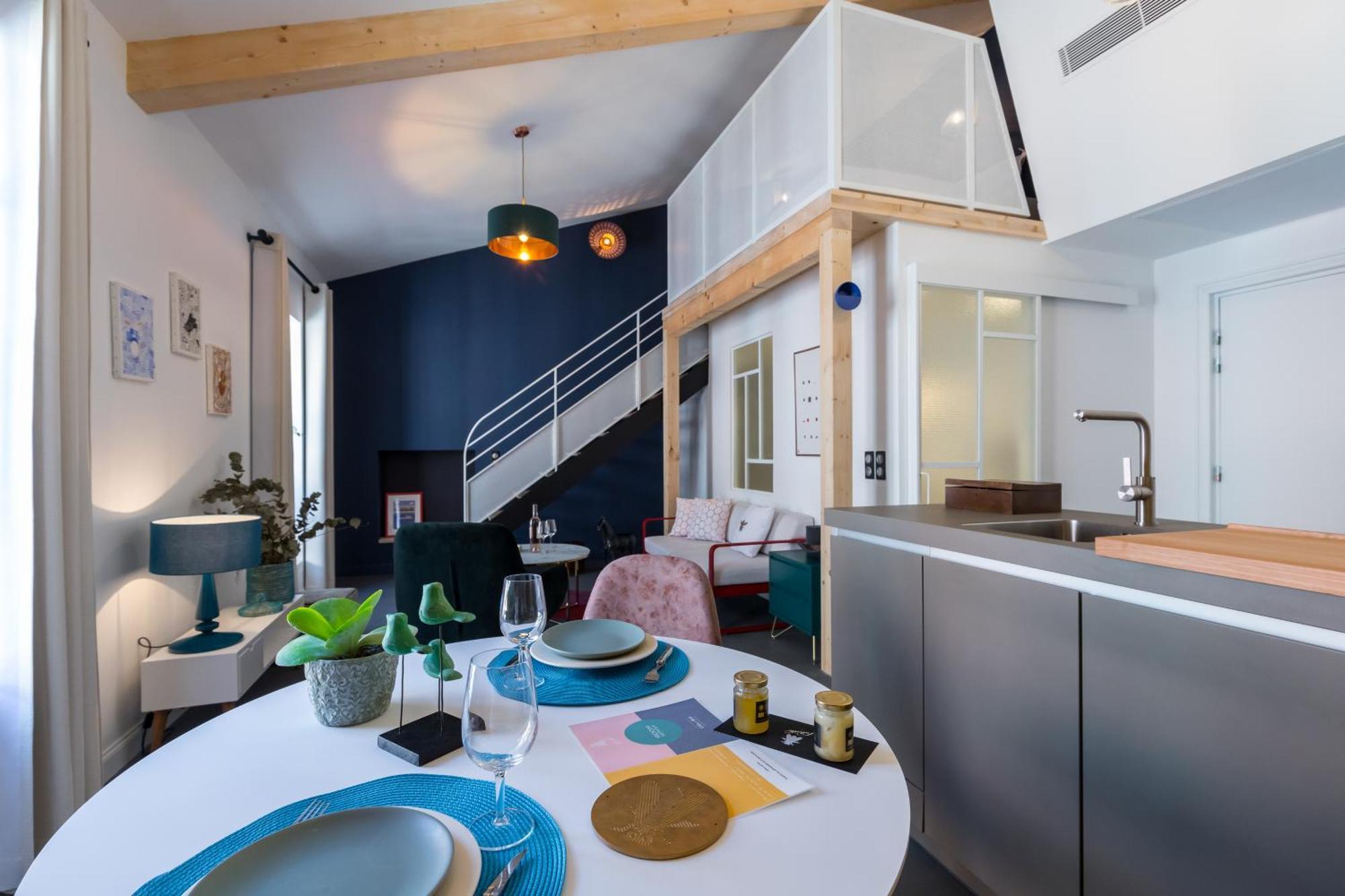 One-Bedroom Apartment Duplex