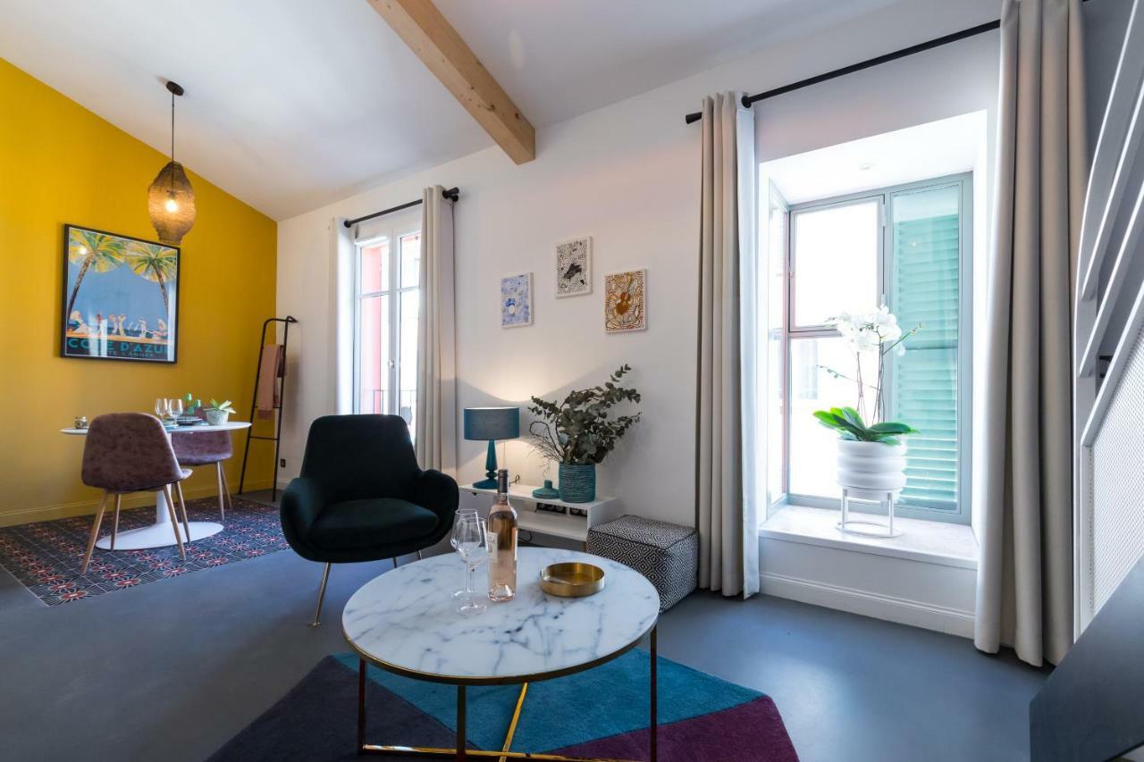 One-Bedroom Apartment Duplex