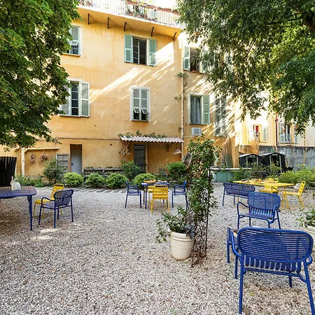 L'Abeille - Boutique Apartments-2